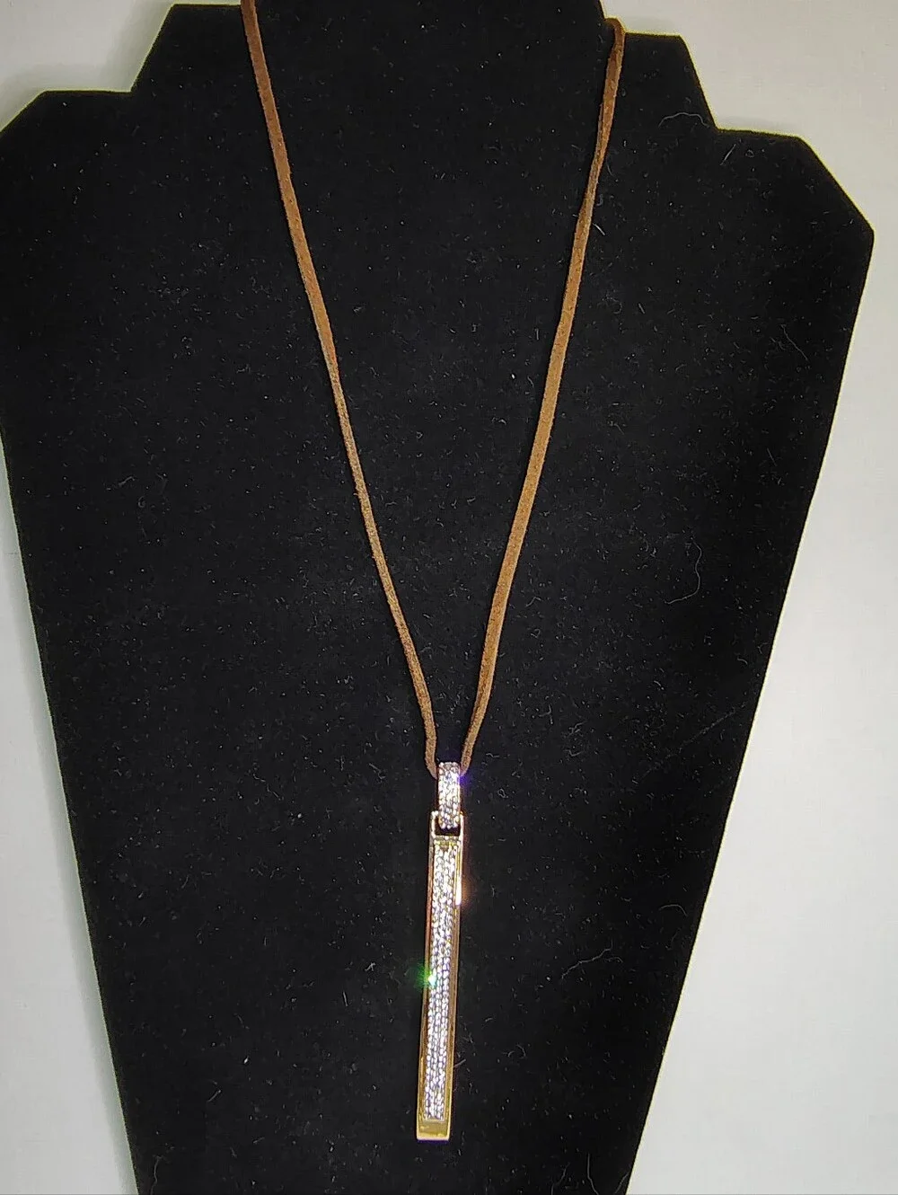 NWT Adjustable Suede Cord Necklace Crystal‎ Bar Pendant Gold Tone 30